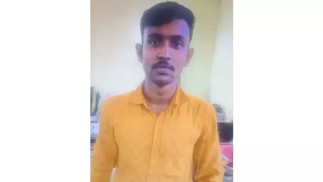 झारसुगुड़ा पुलिस एनकाउंटर: गोलीबारी के दौरान कुख्यात अपराधी अंकित घोष के पैर में गोली लगी झारसुगुड़ा पुलिस एनकाउंटर: गोलीबारी के दौरान कुख्यात अपराधी अंकित घोष के पैर में गोली लगी