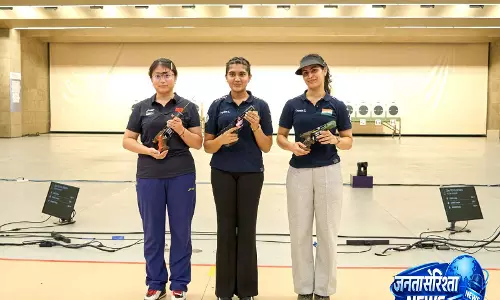 ISSF विश्व कप हांगझोऊ: ईशा सिंह ने स्वर्ण पदक जीता; मनु भाकर ने कांस्य पदक हासिल किया