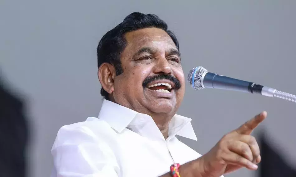Tamil Nadu: दलबदल मामले में अन्नाद्रमुक प्रमुख पलानीस्वामी, चार पूर्व विधायकों को समन Tamil Nadu: दलबदल मामले में अन्नाद्रमुक प्रमुख पलानीस्वामी, चार पूर्व विधायकों को समन