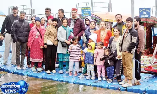 श्रीनगर में भू-स्खलन में फंसे 35 हिमाचली रेस्क्यू