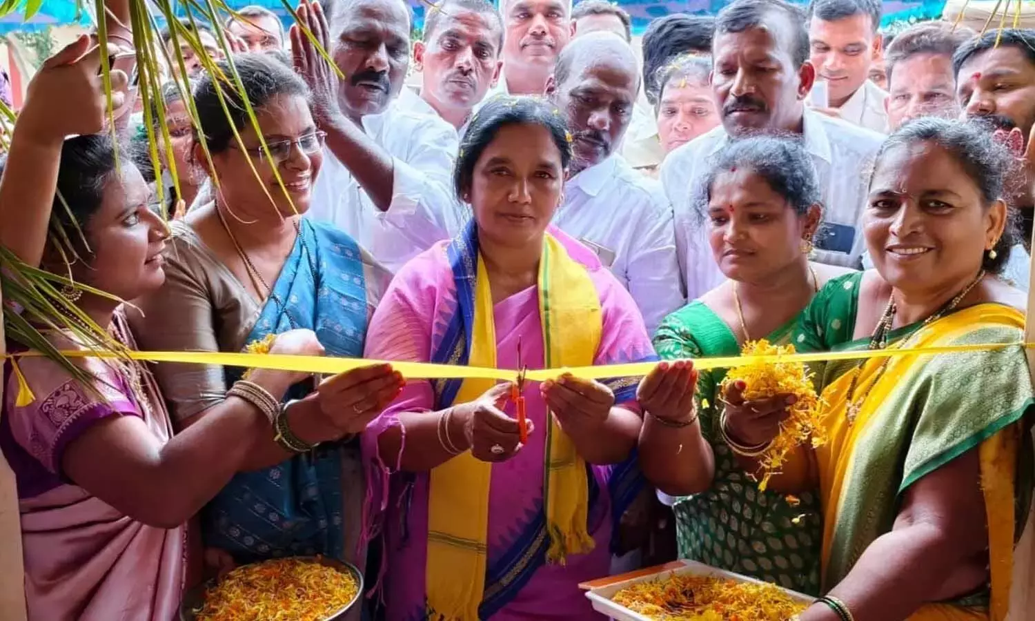 MLA सुनीता ने कुरुगुंटा कॉलेज में 1.60 करोड़ रुपये की इमारतों का उद्घाटन किया MLA सुनीता ने कुरुगुंटा कॉलेज में 1.60 करोड़ रुपये की इमारतों का उद्घाटन किया