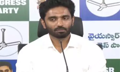 AP मेगा DSC भर्ती में अनियमितताओं का आरोप, YSRCP ने CBI जांच और नारा लोकेश के इस्तीफे की मांग की