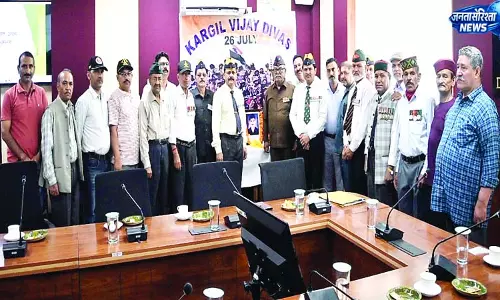 कारगिल विजय दिवस पर शहीदों को श्रद्धाजंलि, देश की सुरक्षा के लिए दिया बलिदान