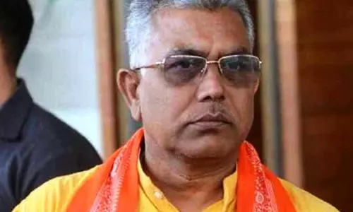 Kolkata: देशभर में पेपर लीक पर सख्ती की जरूरत: दिलीप घोष Kolkata: देशभर में पेपर लीक पर सख्ती की जरूरत: दिलीप घोष