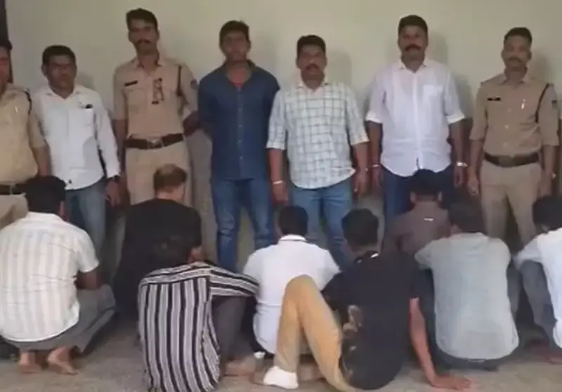 Narsinghpur: सड़क हादसे की आड़ में पांच हत्याएं, नरसिंहपुर पुलिस का बड़ा खुलासा Narsinghpur: सड़क हादसे की आड़ में पांच हत्याएं, नरसिंहपुर पुलिस का बड़ा खुलासा
