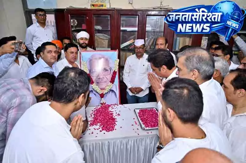 Delhi कांग्रेस ने शिव चरण गुप्ता को दी श्रद्धांजलि Delhi कांग्रेस ने शिव चरण गुप्ता को दी श्रद्धांजलि