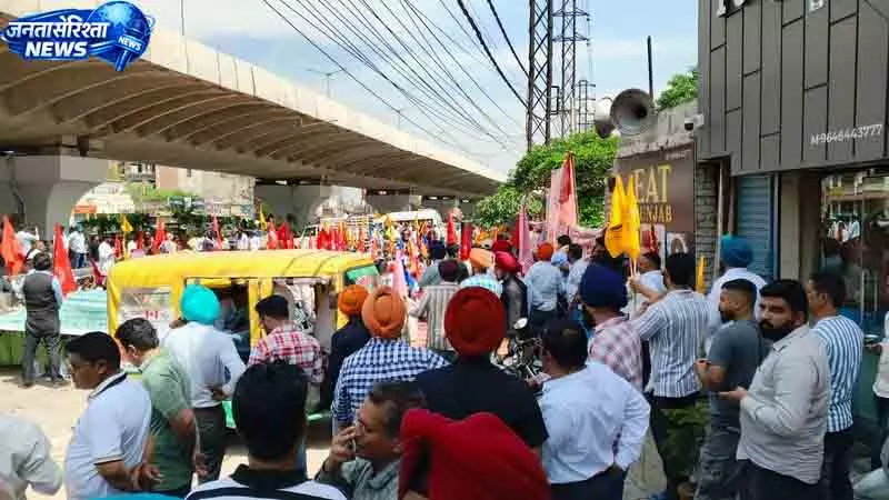 Sangrur PSPCL आंदोलन खत्म, खराबी की समस्या जारी Sangrur PSPCL आंदोलन खत्म, खराबी की समस्या जारी