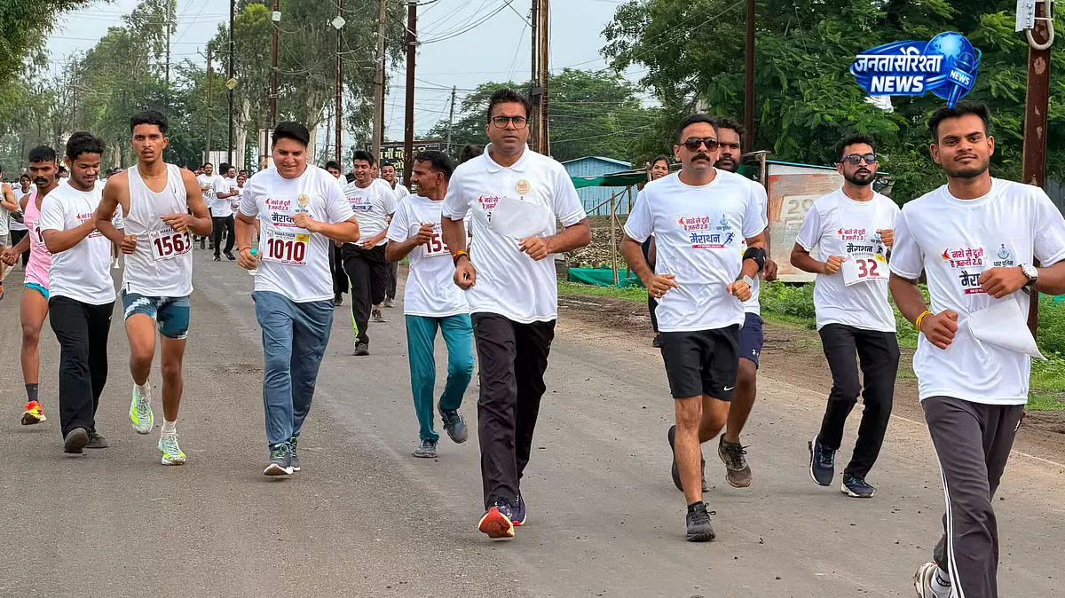 नशा-मुक्त समाज के संदेश के साथ निकली जागरूकता मैराथन नशा-मुक्त समाज के संदेश के साथ निकली जागरूकता मैराथन