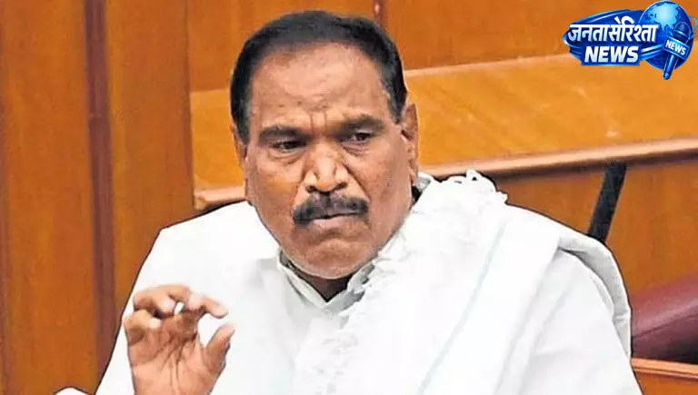 सिद्धारमैया के फैसले पर कांग्रेस सक्रिय, नेताओं ने मनाने की तैयारी की सिद्धारमैया के फैसले पर कांग्रेस सक्रिय, नेताओं ने मनाने की तैयारी की