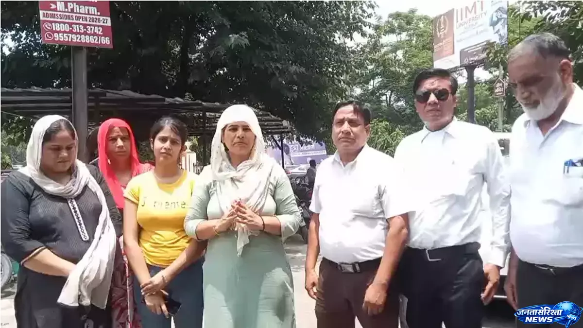 बेटी की हत्या का आरोप लगाकर मां ने लगाई न्याय की गुहार, एडीजी से शिकायत बेटी की हत्या का आरोप लगाकर मां ने लगाई न्याय की गुहार, एडीजी से शिकायत