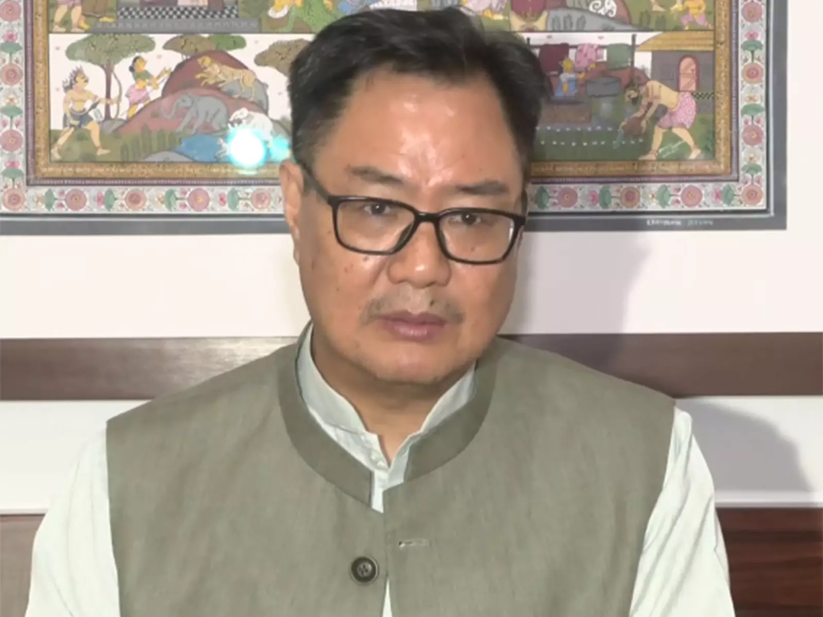 हंगामे की जगह बहस करें: सार्वजनिक परीक्षा विधेयक पर विपक्ष से रिजिजू की अपील