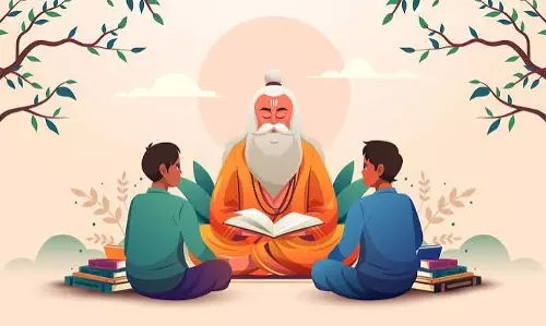 Guru Purnima Date: गुरु पूर्णिमा पर नदियों में स्नान और दान का महत्व, जानें शुभ मुहूर्त