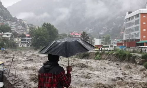 उत्तराखंड में भारी बारिश का कहर, 9 जिलों में अलर्ट जारी; कई जिलों में स्कूल बंद