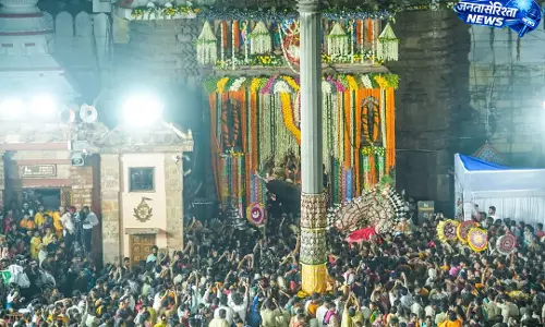 नीलाद्रि बिजे के साथ श्रीमंदिर लौटे महाप्रभु