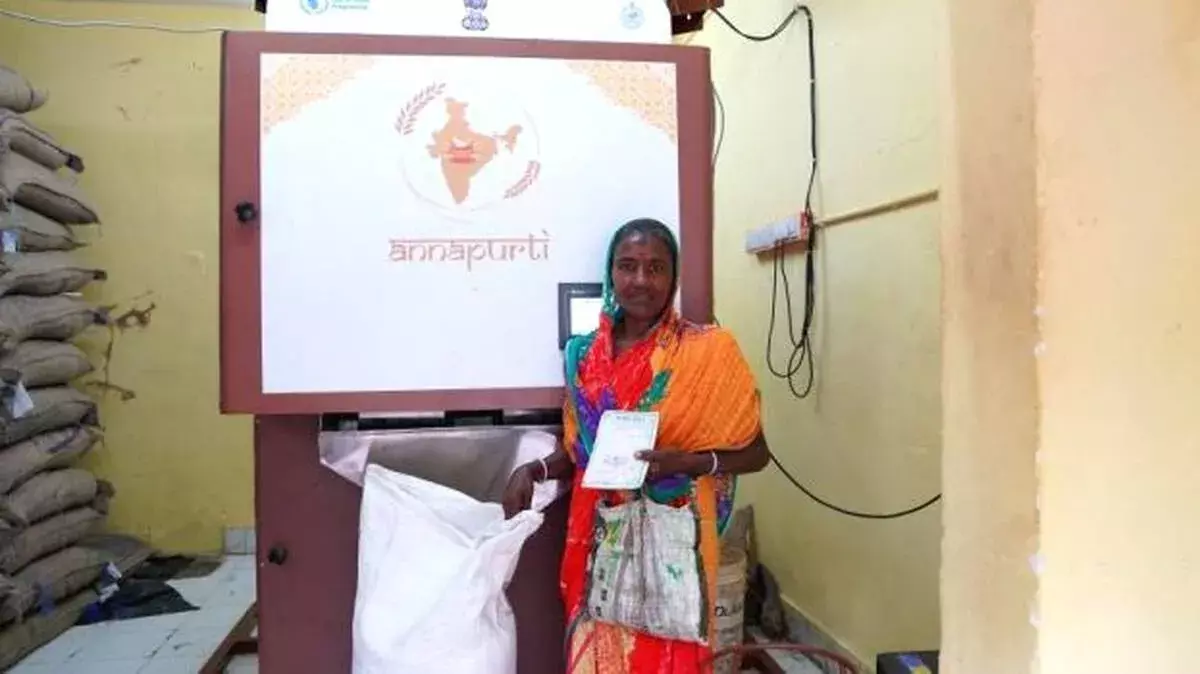ओडिशा मॉडल को अपनाते हुए, केरल चावल और गेहूं के वितरण के लिए अनाज एटीएम शुरू करेगा