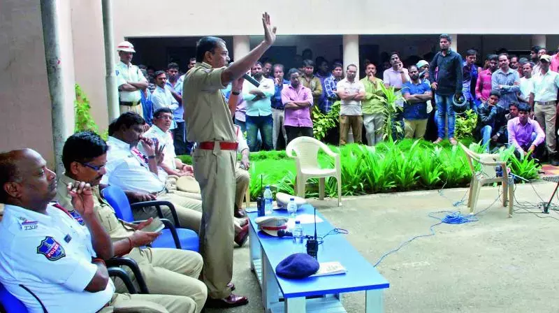 Telangana: छात्र यातायात जागरूकता अभियान में शामिल हों