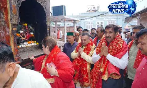 डिप्टी CM मुकेश अग्निहोत्री ने माता ब्रजेश्वरी मंदिर में की पूजा
