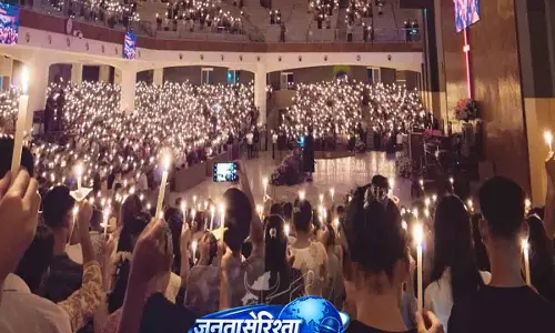 मोन में भूस्खलन पीड़ितों के लिए कैंडललाइट सर्विस आयोजित की गई