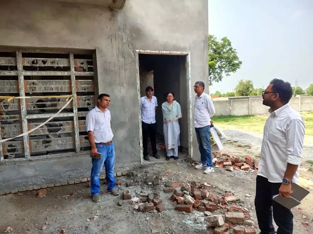 Hisar: सीएम फ्लाइंग टीम ने बरवाला नगर परिषद के विकास कार्यों का किया निरीक्षण