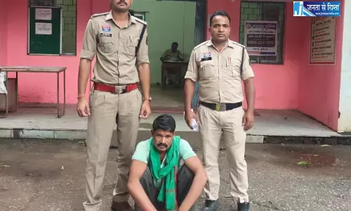 अवैध शराब पर शिकंजा, महुआ दारू के साथ आरोपी गिरफ्तार