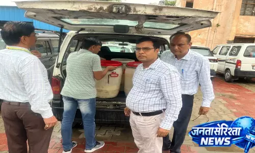 खाद्य विभाग का छापा, पांच ड्रम घी जब्त, जांच के लिए भेजे सैंपल