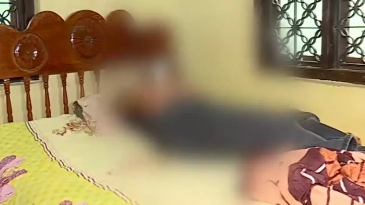 सीनियर छात्रों ने प्लस वन के छात्र पर बेरहमी से हमला किया, छह छात्र सस्पेंड