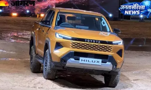 Toyota ने पेश की अपडेटेड Hilux, दमदार डिजाइन ने खींचा ध्यान
