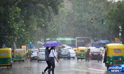 बंगाल की खाड़ी के सिस्टम का असर, यूपी में भारी बरसात शुरू