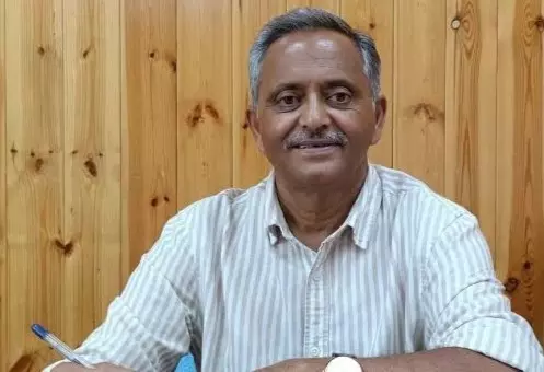 Shimla: केंद्र सरकार की लापरवाही से बढ़ा नीट पेपर लीक विवाद: नरेश चौहान Shimla: केंद्र सरकार की लापरवाही से बढ़ा नीट पेपर लीक विवाद: नरेश चौहान