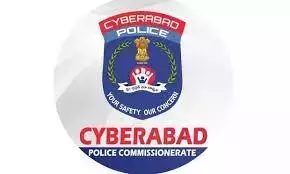 Telangana: साइबर क्राइम पुलिस ने नाविक पर ₹1.10 करोड़ की धोखाधड़ी की जांच की Telangana: साइबर क्राइम पुलिस ने नाविक पर ₹1.10 करोड़ की धोखाधड़ी की जांच की