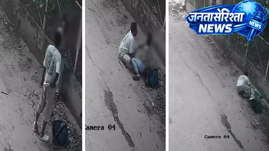 ग्वालियर में सड़क पर युवती से बदसलूकी , पुलिस ने जांच शुरू की ग्वालियर में सड़क पर युवती से बदसलूकी , पुलिस ने जांच शुरू की