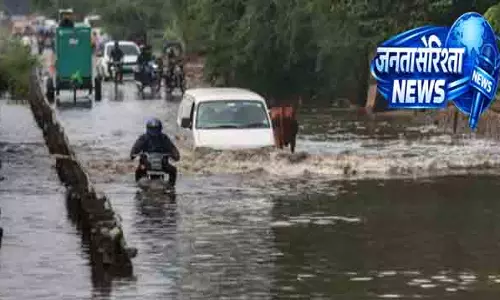 Gurugram नरसिंहपुर बना जलभराव की नई पहचान Gurugram नरसिंहपुर बना जलभराव की नई पहचान
