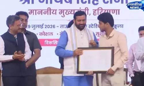 ग्रुप-डी कर्मचारियों के इंडक्शन कार्यक्रम में CM ने बढ़ाया युवाओं का उत्साह