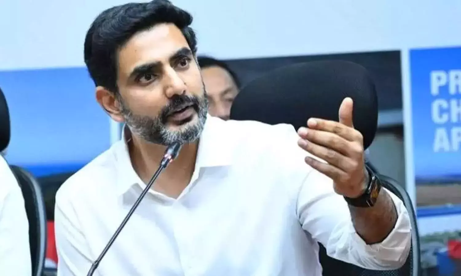 Andhra: लोकेश ने जगन को डीएससी पर खुली बहस की चुनौती दी