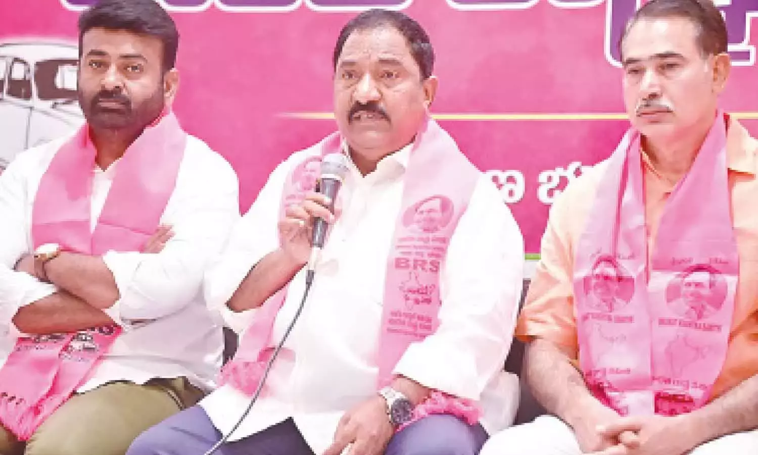 PMEGP ऋण: BRS ने बेनामी लाभार्थियों को 10 करोड़ रुपये हस्तांतरित करने का आरोप लगाया