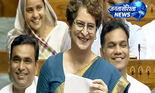 प्रियंका की पीएम मोदी को नसीहत: दिल का नजरिया बदलें