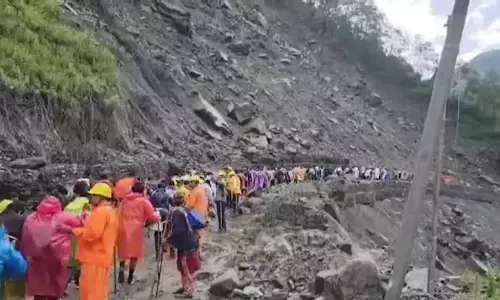 Rudraprayag: जान जोखिम में डालकर आवाजाही, सोनप्रयाग मार्ग पर पुलिया बदहाल