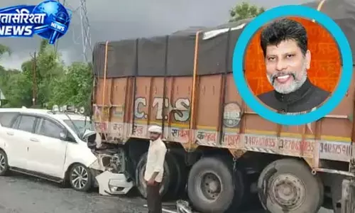 तालबेहट हाईवे पर हादसा, BJP प्रदेश अध्यक्ष की कार ट्रक से टकराई