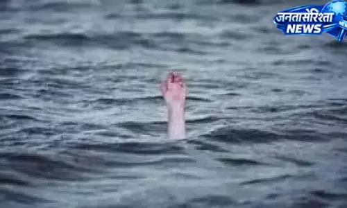 हजारीबाग में रील बनाने के दौरान नदी में डूबा छात्र, बचाने गया साथी भी घायल; स्कूल में पसरा मातम