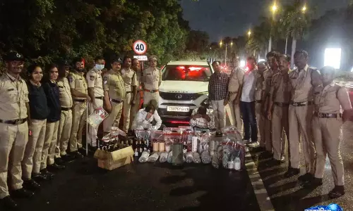 अमृतपाल की रिहाई को लेकर Chandigarh में प्रदर्शन अमृतपाल की रिहाई को लेकर Chandigarh में प्रदर्शन