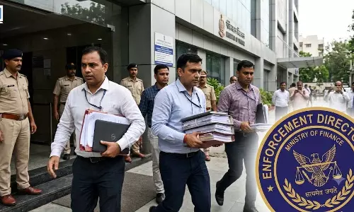 अवैध कोयला कारोबार पर ईडी का बड़ा एक्शन, 31 ठिकानों पर छापे, ₹160 करोड़ के म्यूचुअल फंड फ्रीज अवैध कोयला कारोबार पर ईडी का बड़ा एक्शन, 31 ठिकानों पर छापे, ₹160 करोड़ के म्यूचुअल फंड फ्रीज