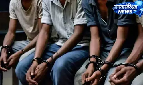 फिरौती के लिए भारतीयों को बनाया निशाना, 5 गिरफ्तार फिरौती के लिए भारतीयों को बनाया निशाना, 5 गिरफ्तार