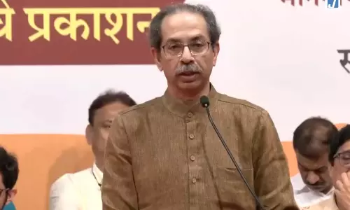 युवा ही देश का भविष्य, लोकतंत्र को नई ऊर्जा देने का काम युवाओं ने किया: उद्धव ठाकरे युवा ही देश का भविष्य, लोकतंत्र को नई ऊर्जा देने का काम युवाओं ने किया: उद्धव ठाकरे