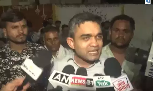 भोपाल किसान आंदोलन: सरकार ने किसानों की बात सुनी, किसी पर दबाव नहीं, बोलीं कलेक्टर प्रियंका मिश्रा भोपाल किसान आंदोलन: सरकार ने किसानों की बात सुनी, किसी पर दबाव नहीं, बोलीं कलेक्टर प्रियंका मिश्रा