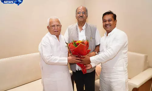 पूर्व गृह मंत्री कैलाश चावला से मिले सांसद बृजमोहन अग्रवाल