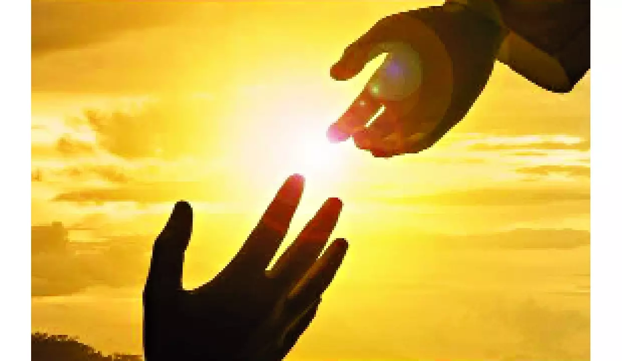सच्ची संतुष्टि की शुरुआत ईश्वर से क्यों होती है? सच्ची संतुष्टि की शुरुआत ईश्वर से क्यों होती है?