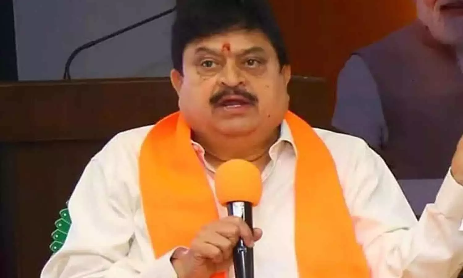Telangana: बीजेपी ने कांग्रेस-एमआईएम की वोट बैंक राजनीति पर हमला तेज कर दिया है Telangana: बीजेपी ने कांग्रेस-एमआईएम की वोट बैंक राजनीति पर हमला तेज कर दिया है