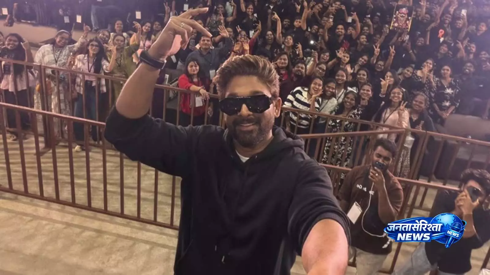 फैन मीट में अल्लू अर्जुन की सलाह पड़ी भारी, अतरंगी टिप्पणी पर ट्रोल हुए अभिनेता फैन मीट में अल्लू अर्जुन की सलाह पड़ी भारी, अतरंगी टिप्पणी पर ट्रोल हुए अभिनेता
