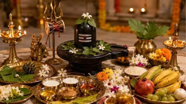 सावन 2026: 30 या 31 जुलाई, जानें शिव अभिषेक का शुभ मुहूर्त और नियम सावन 2026: 30 या 31 जुलाई, जानें शिव अभिषेक का शुभ मुहूर्त और नियम