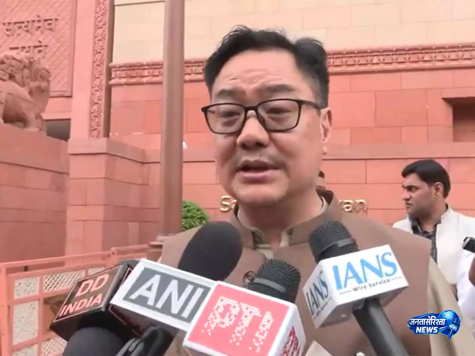 राहुल गांधी बुरी तरह फंस गए, उनके लिए बुरा लग रहा है: अमित शाह के खिलाफ विपक्ष के नेता की टिप्पणी पर रिजिजू राहुल गांधी बुरी तरह फंस गए, उनके लिए बुरा लग रहा है: अमित शाह के खिलाफ विपक्ष के नेता की टिप्पणी पर रिजिजू